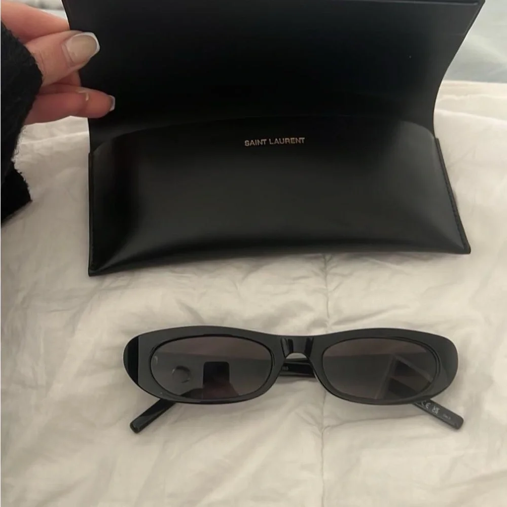 Saint Laurent Black Sunglasses Modern Angular Design - Picture 6 of 7